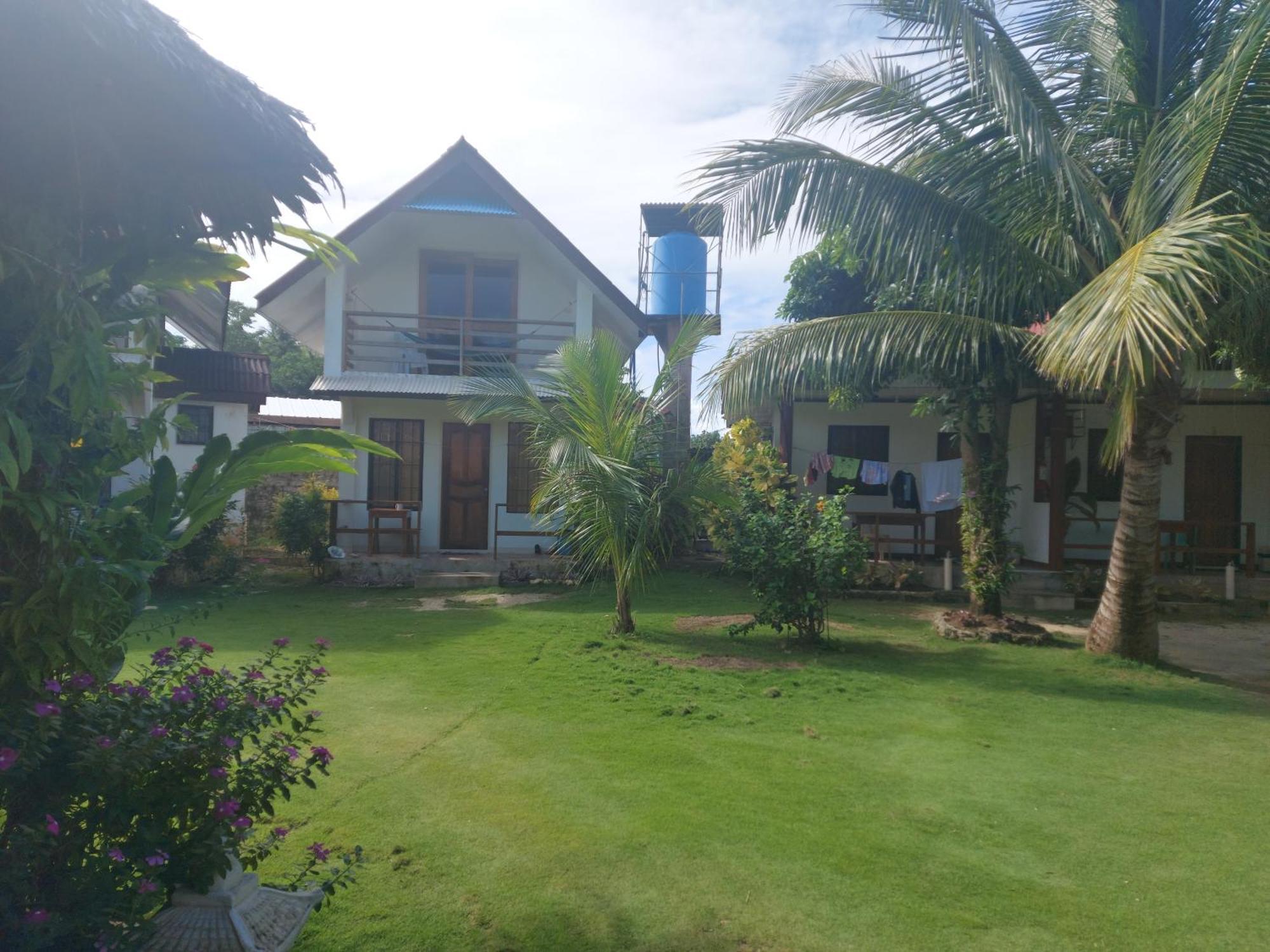 Gardenview Homestay Siargao General Luna  Buitenkant foto